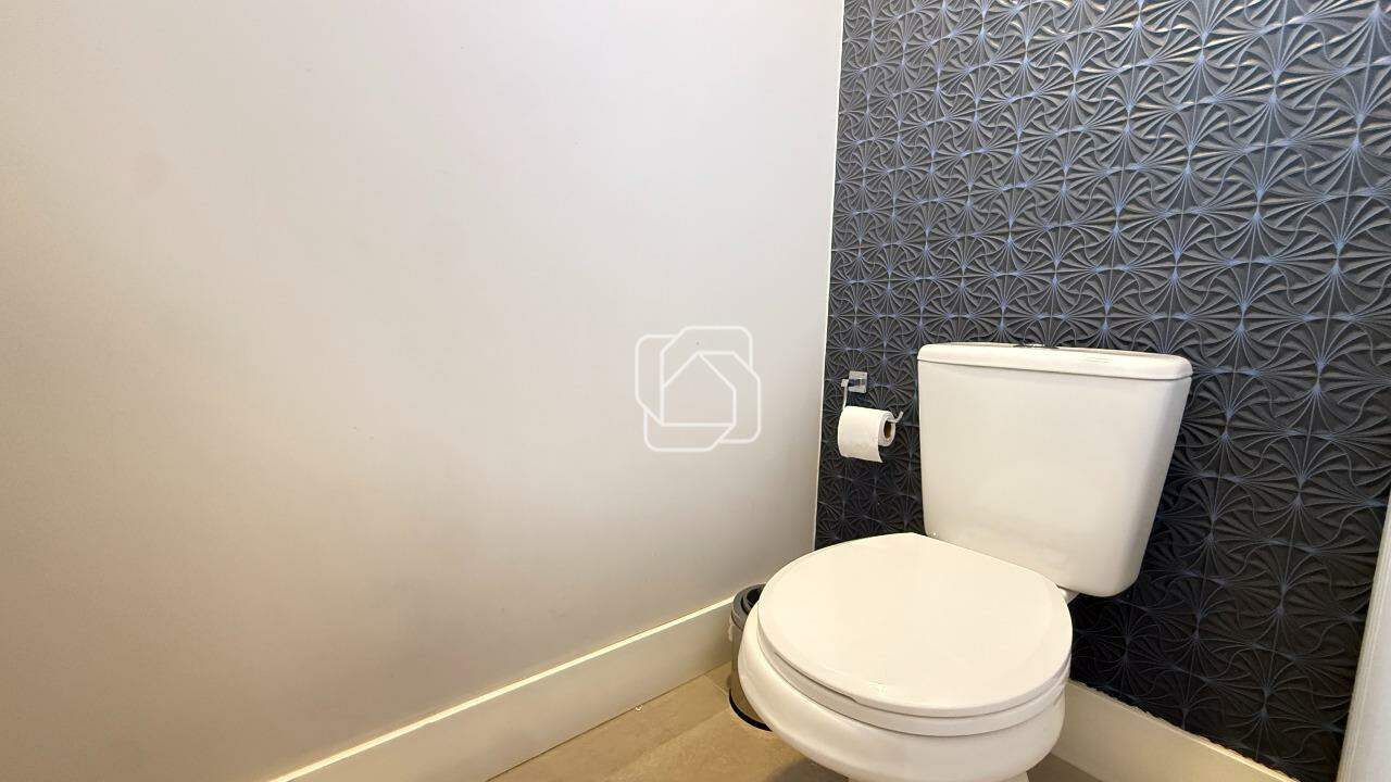 Casa de Condomínio à venda em Salto - SP - Portal dos Bandeirantes: Lavabo
