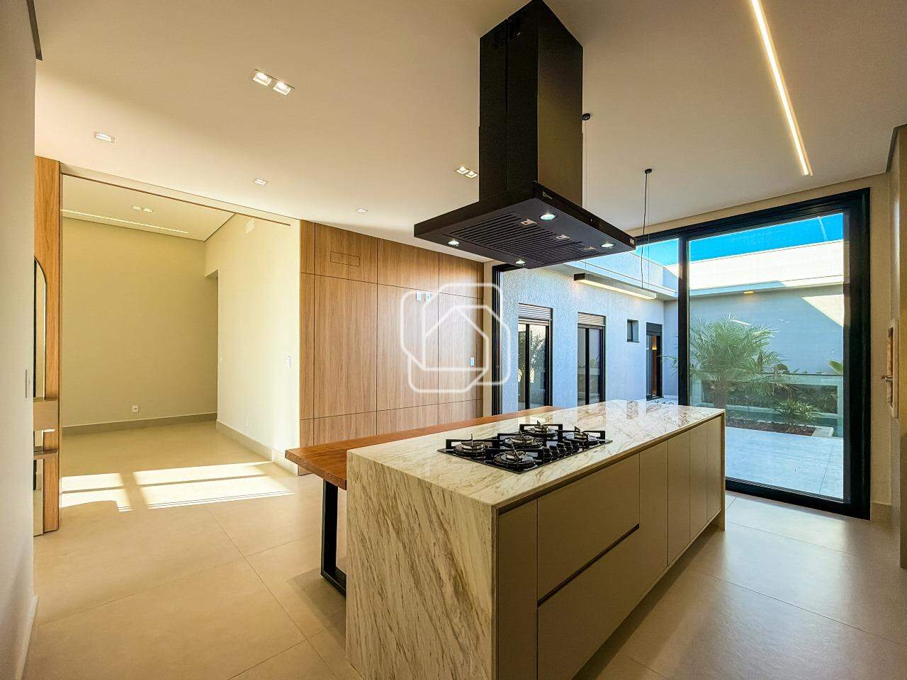 Casa à venda em Indaiatuba - SP - Jardim Residencial Dona Maria Cândida: Cozinha integrada