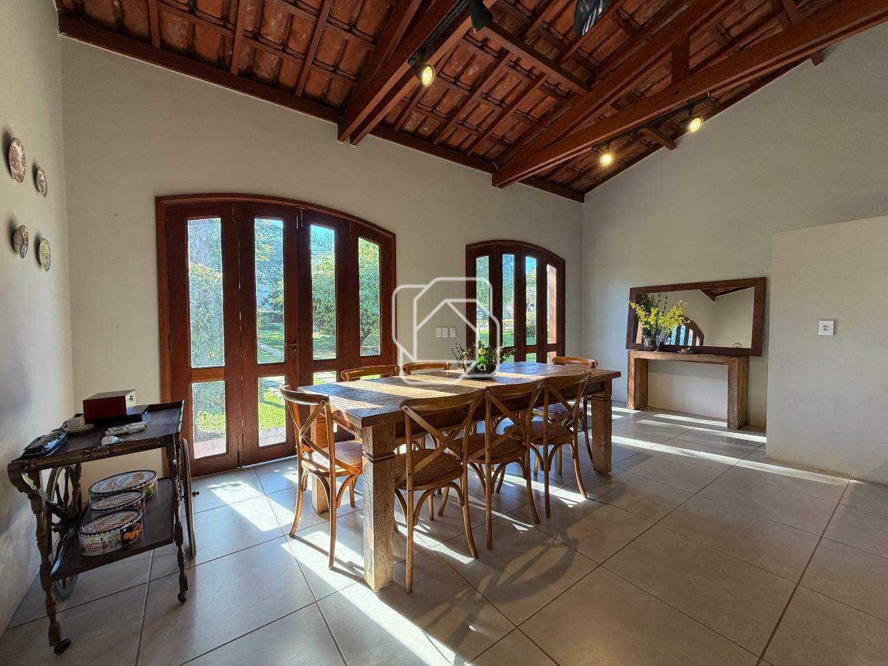 Casa de Condomínio à venda em Indaiatuba - SP - Chácara Polaris: Sala de jantar