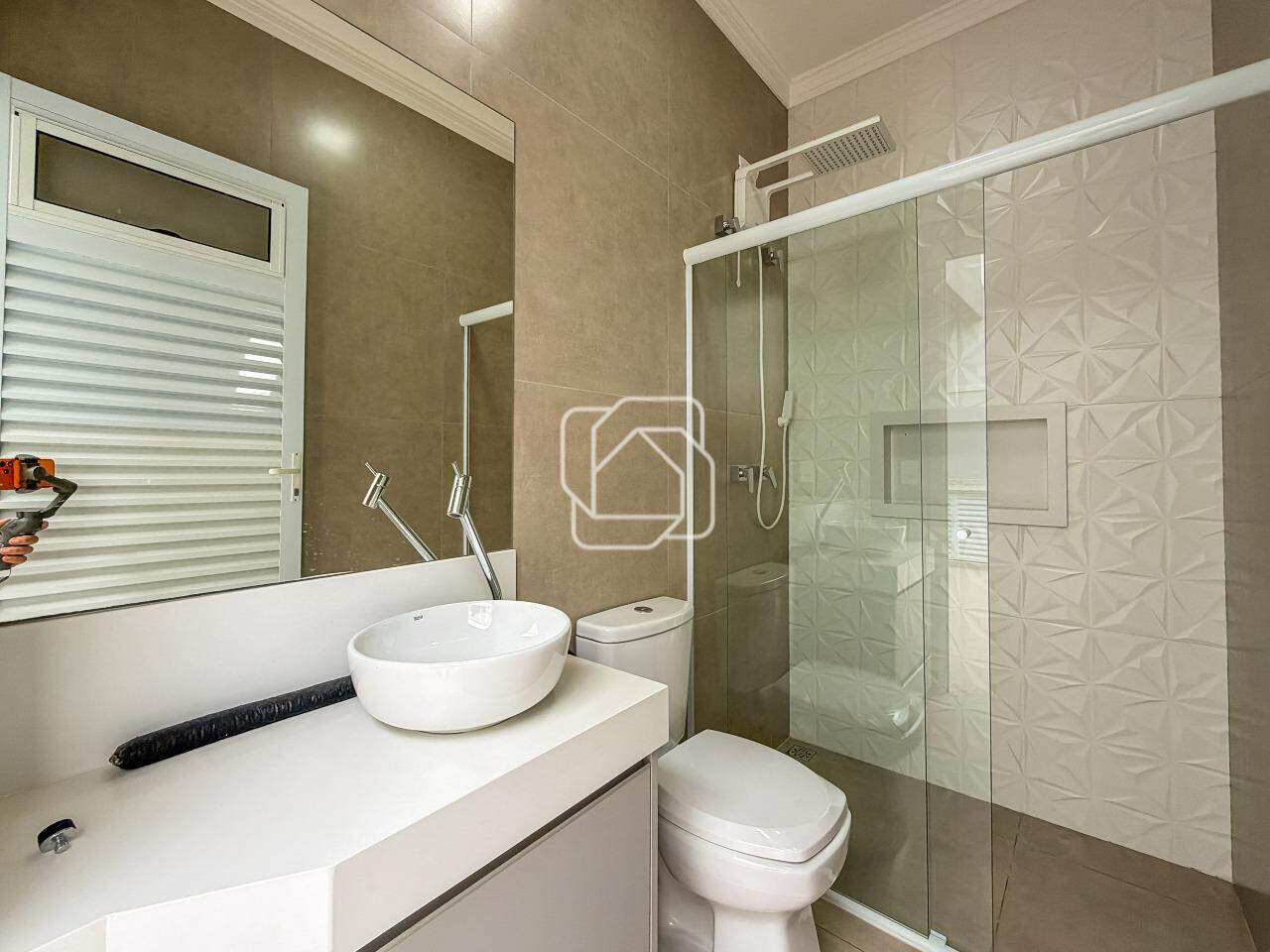 Casa de Condomínio à venda em Indaiatuba - SP - Jardim Residencial Maria Dulce: Banheiro