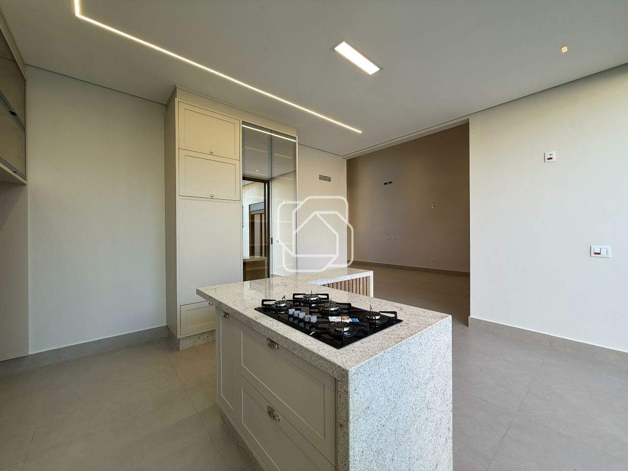 Casa de Condomínio à venda em Indaiatuba - SP - Residencial London Park: cozinha
