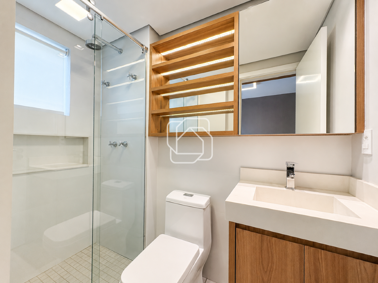 Apartamento à venda em Indaiatuba - SP - Le Jardin: Banheiro