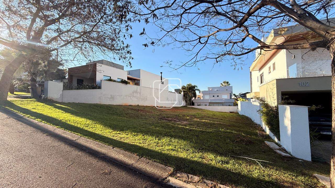 Terreno à venda em Indaiatuba - SP - Jardim Residencial Santa Clara: Visão geral do terreno