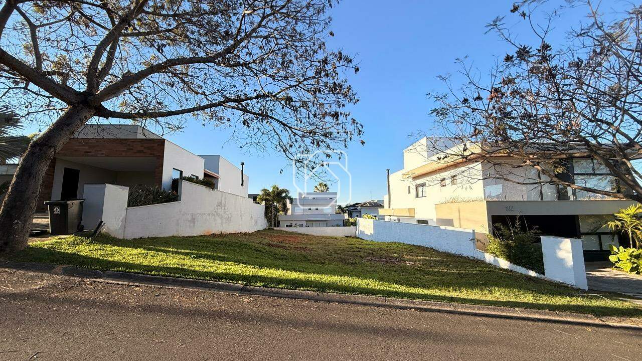 Terreno à venda em Indaiatuba - SP - Jardim Residencial Santa Clara: Visão geral do terreno