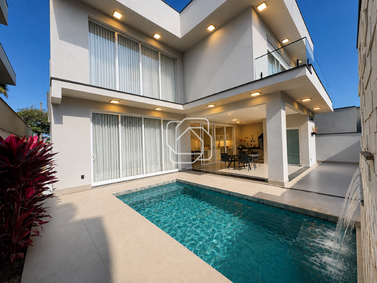 Casa de Condomínio à venda em Indaiatuba - SP - Jardim Residencial Santa Clara: Área da piscina