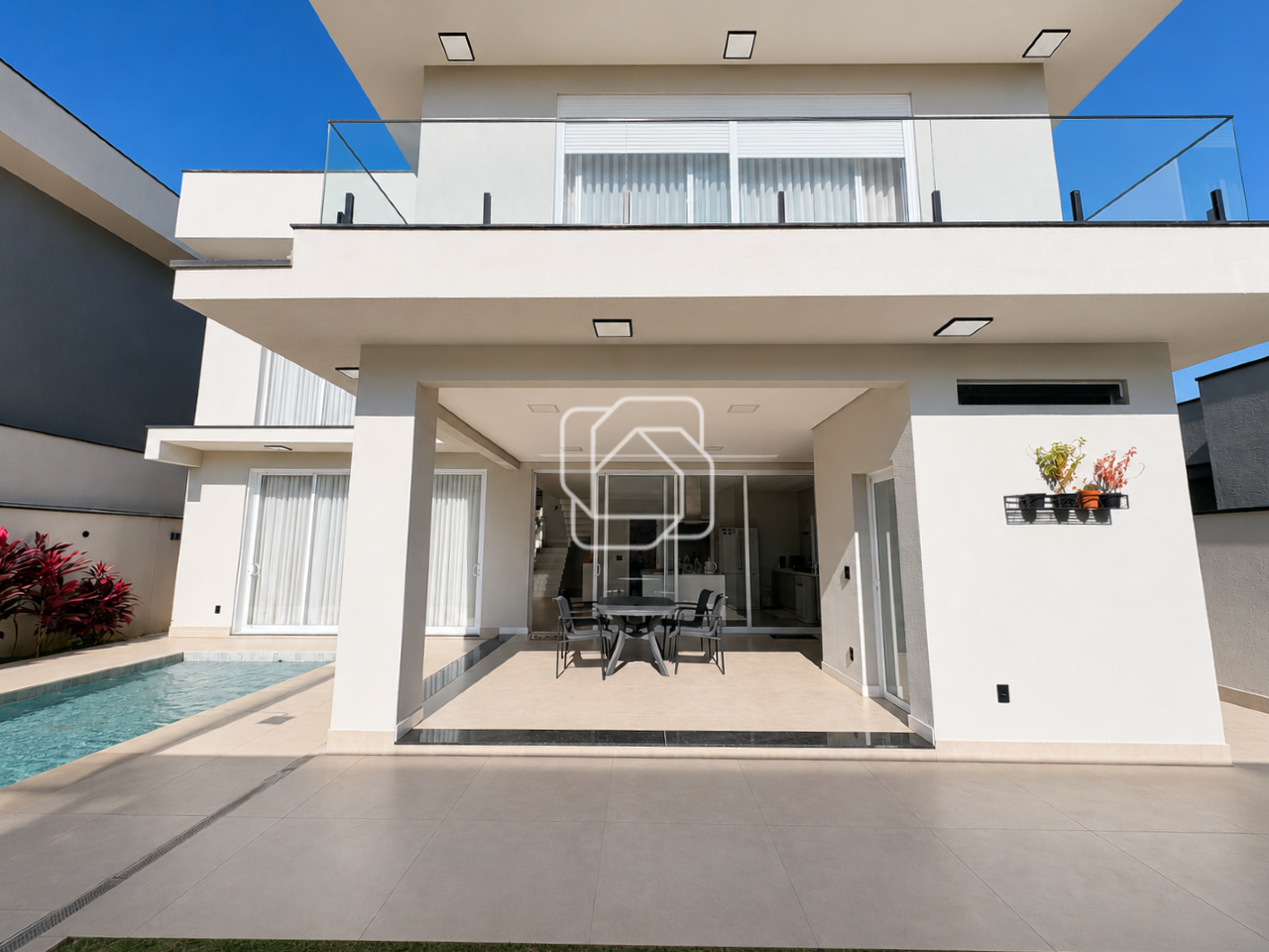 Casa de Condomínio à venda em Indaiatuba - SP - Jardim Residencial Santa Clara: Fachada