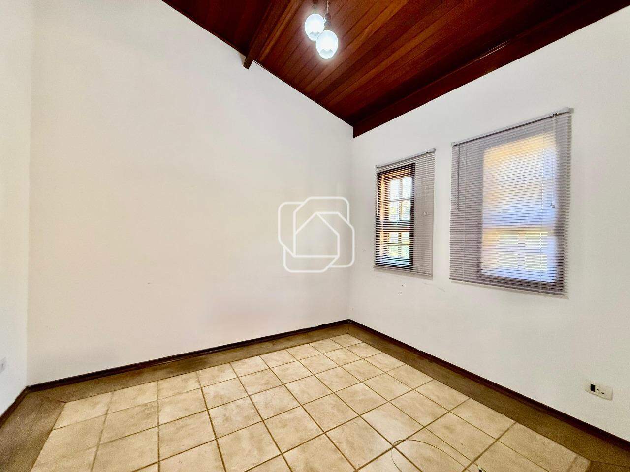 Casa de Condomínio à venda em Itu - SP - Condomínio Campos de Santo Antônio: Quarto