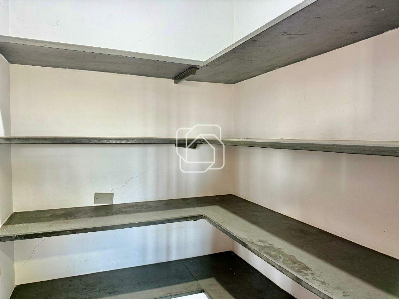 Casa de Condomínio à venda em Itu - SP - Condomínio Campos de Santo Antônio: Despensa