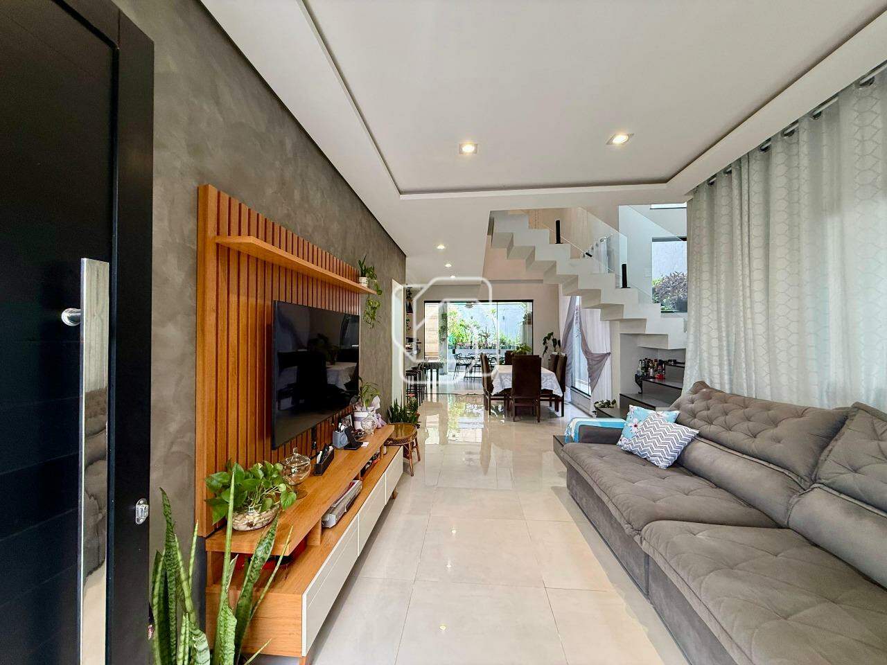 Casa de Condomínio à venda em Itu - SP - Condomínio Gardenville: Sala de estar