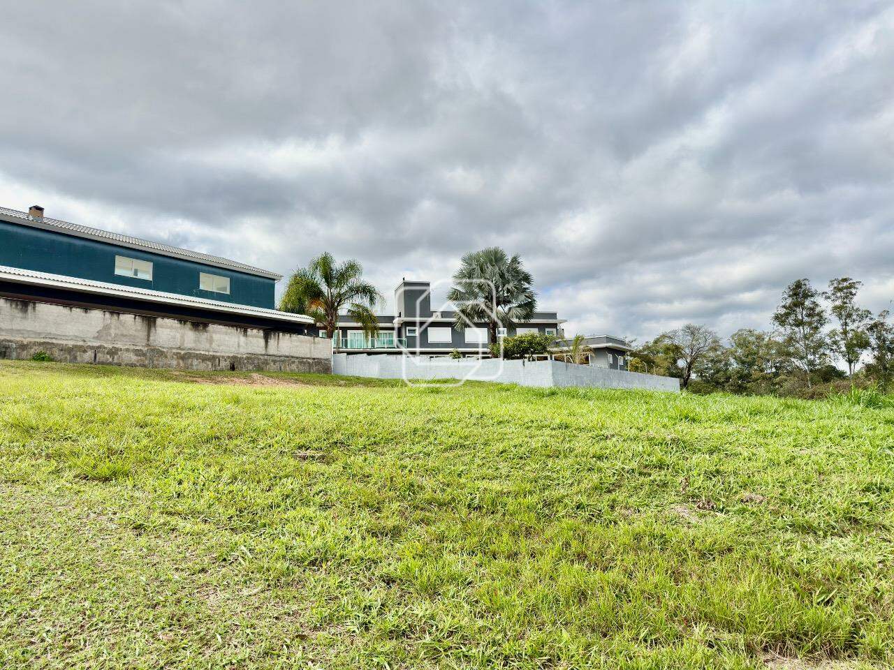 Terreno à venda em Itu - SP - Parque Village Castelo: Visão geral do terreno
