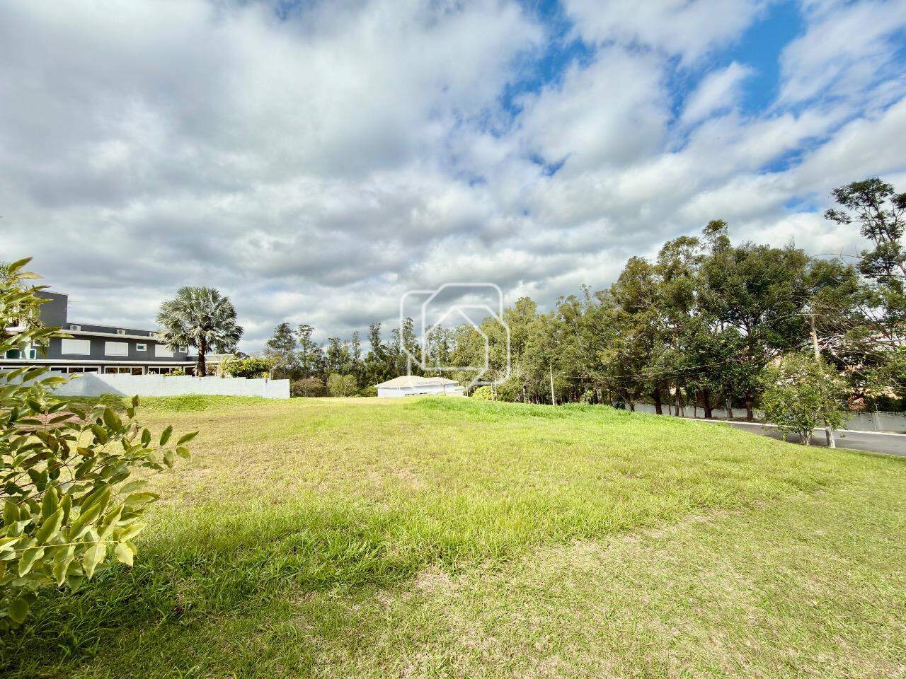 Terreno à venda em Itu - SP - Parque Village Castelo: Visão geral do terreno