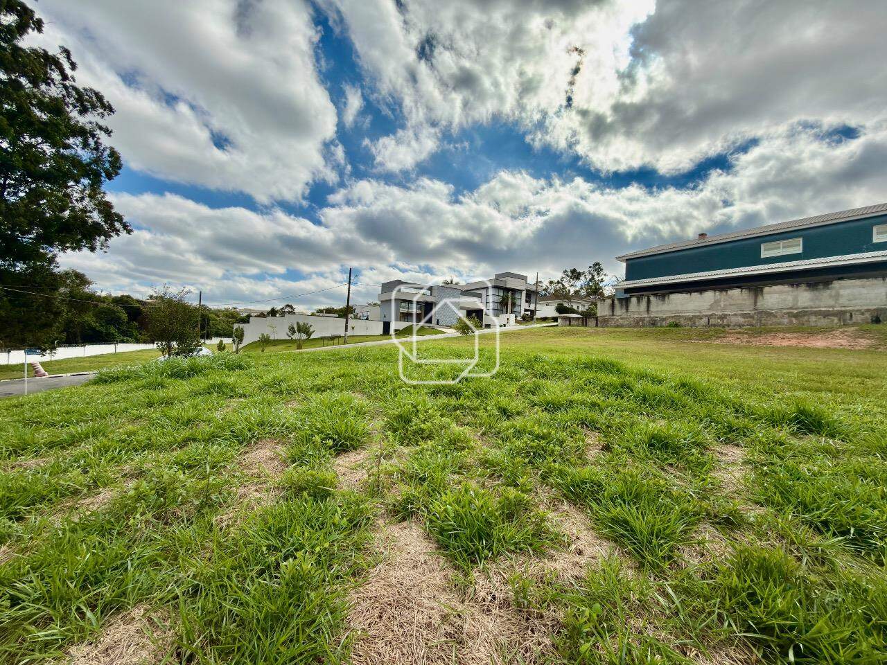 Terreno à venda em Itu - SP - Parque Village Castelo: Visão geral do terreno