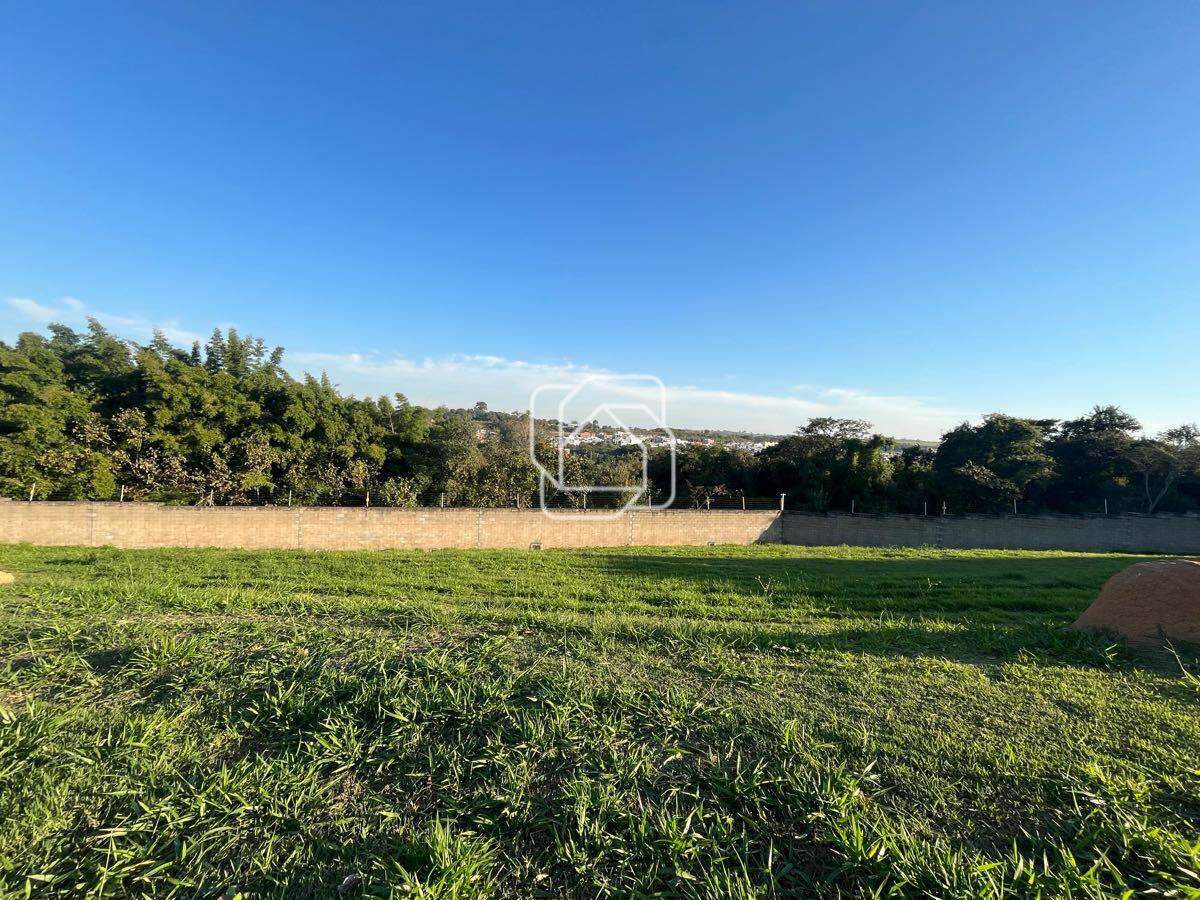 Terreno à venda em Salto - SP - Condomínio Mirantes dos Ipês: Visão ampla do terreno.