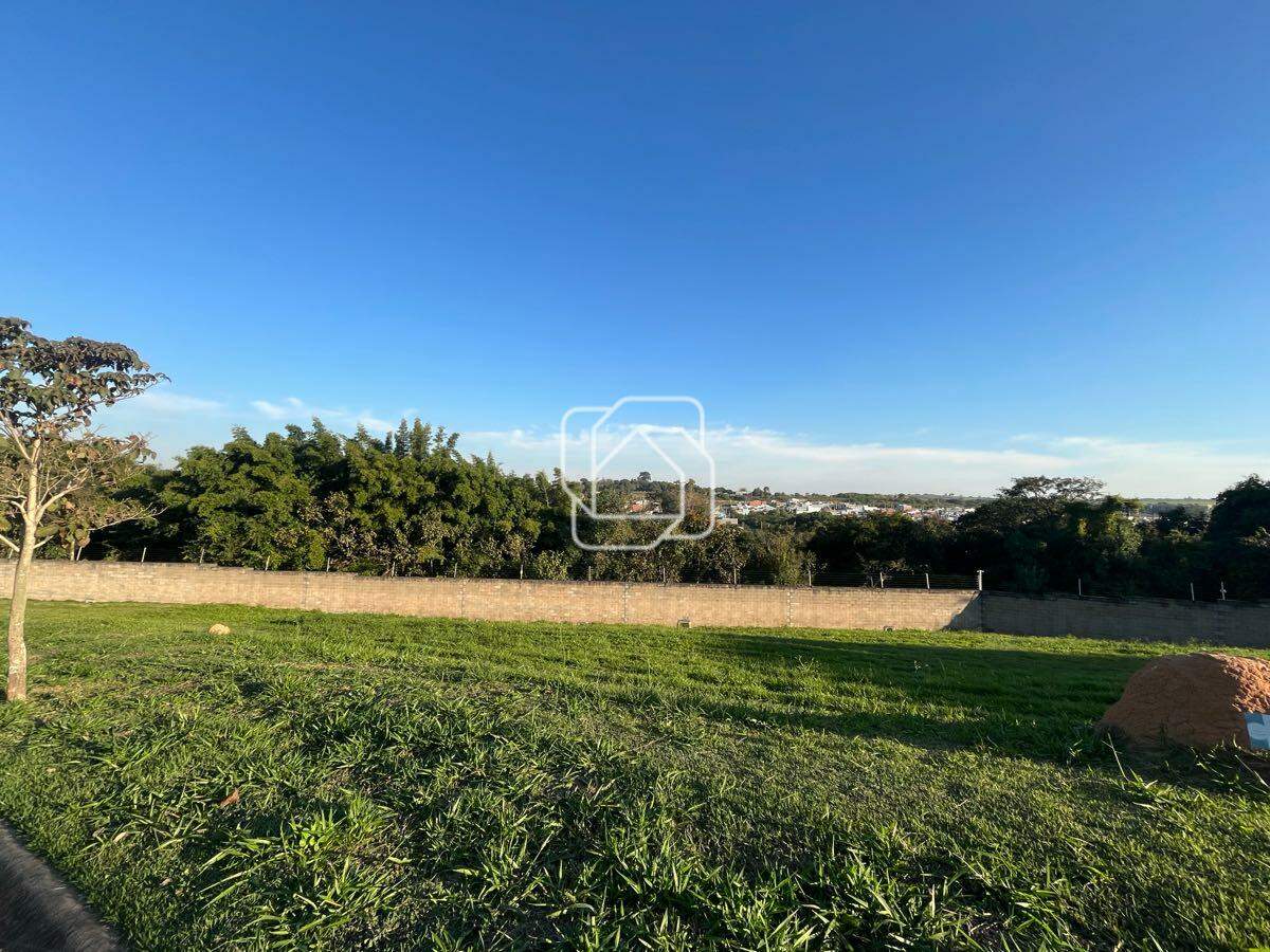 Terreno à venda em Salto - SP - Condomínio Mirantes dos Ipês: Visão ampla do terreno.