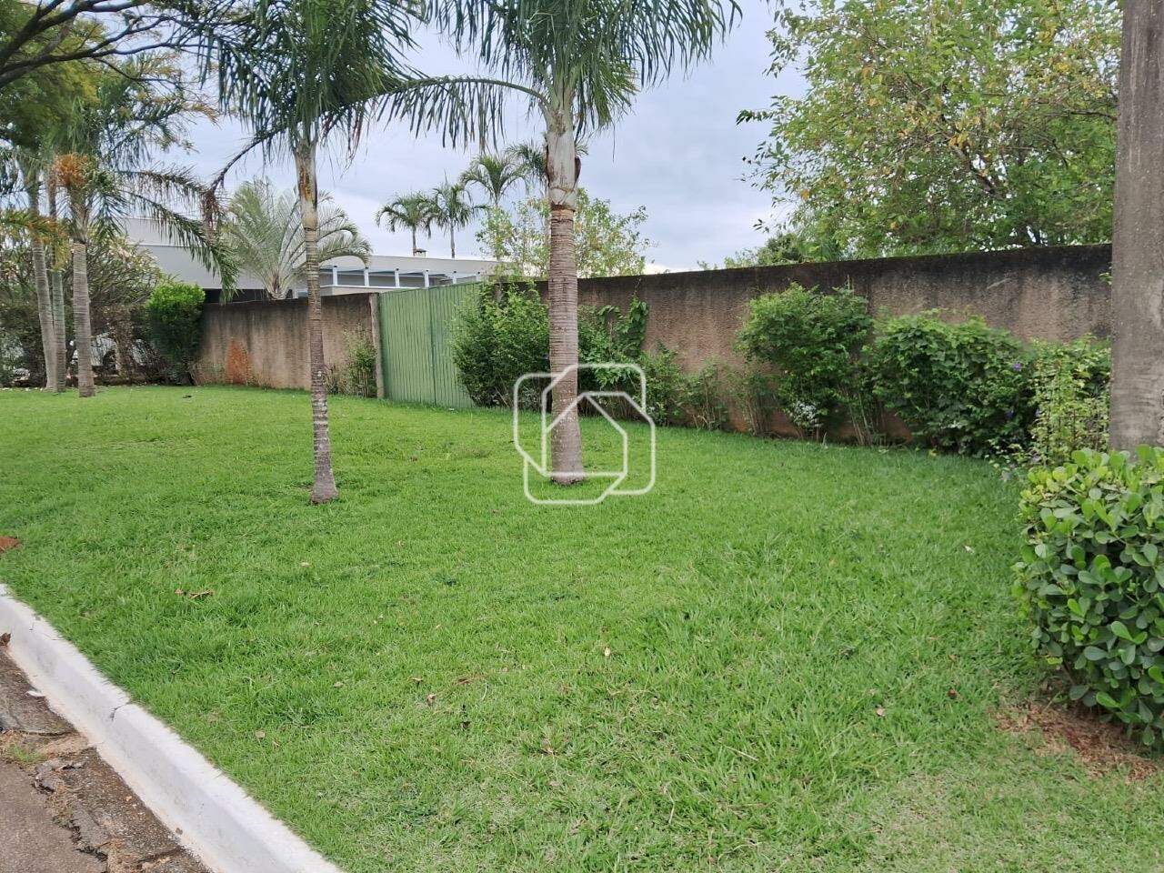 Terreno à venda em Itu - SP - Condomínio Santa Mônica: 