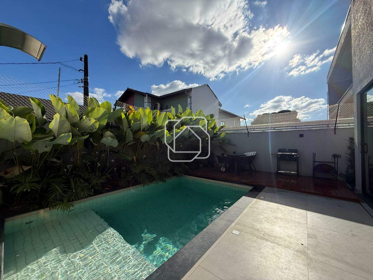 Casa à venda em Indaiatuba - SP - Residencial Creta: Área da piscina