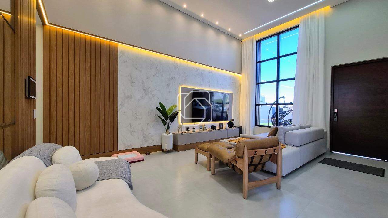 Casa de Condomínio à venda em Indaiatuba - SP - Jardim Residencial Dona Maria Cândida: Sala de estar