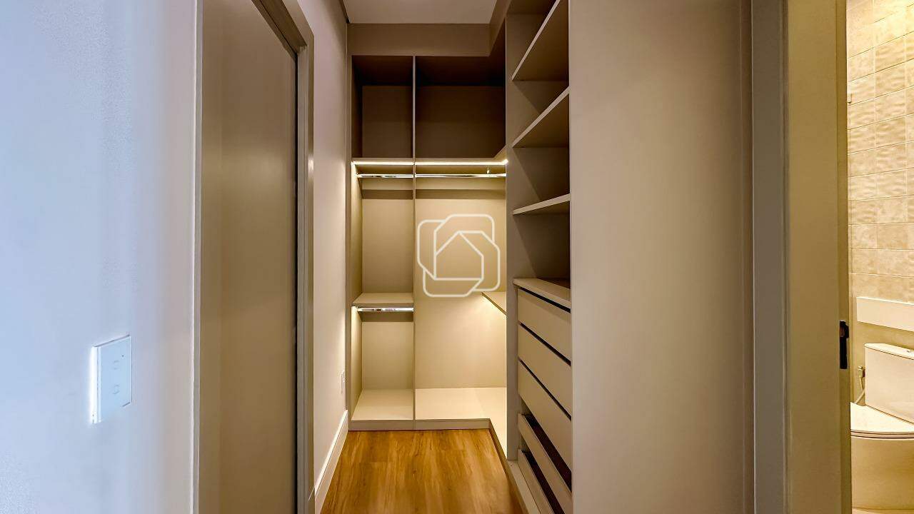 Casa de Condomínio à venda em Indaiatuba - SP - Parque Villa dos Pinheiros: Closet