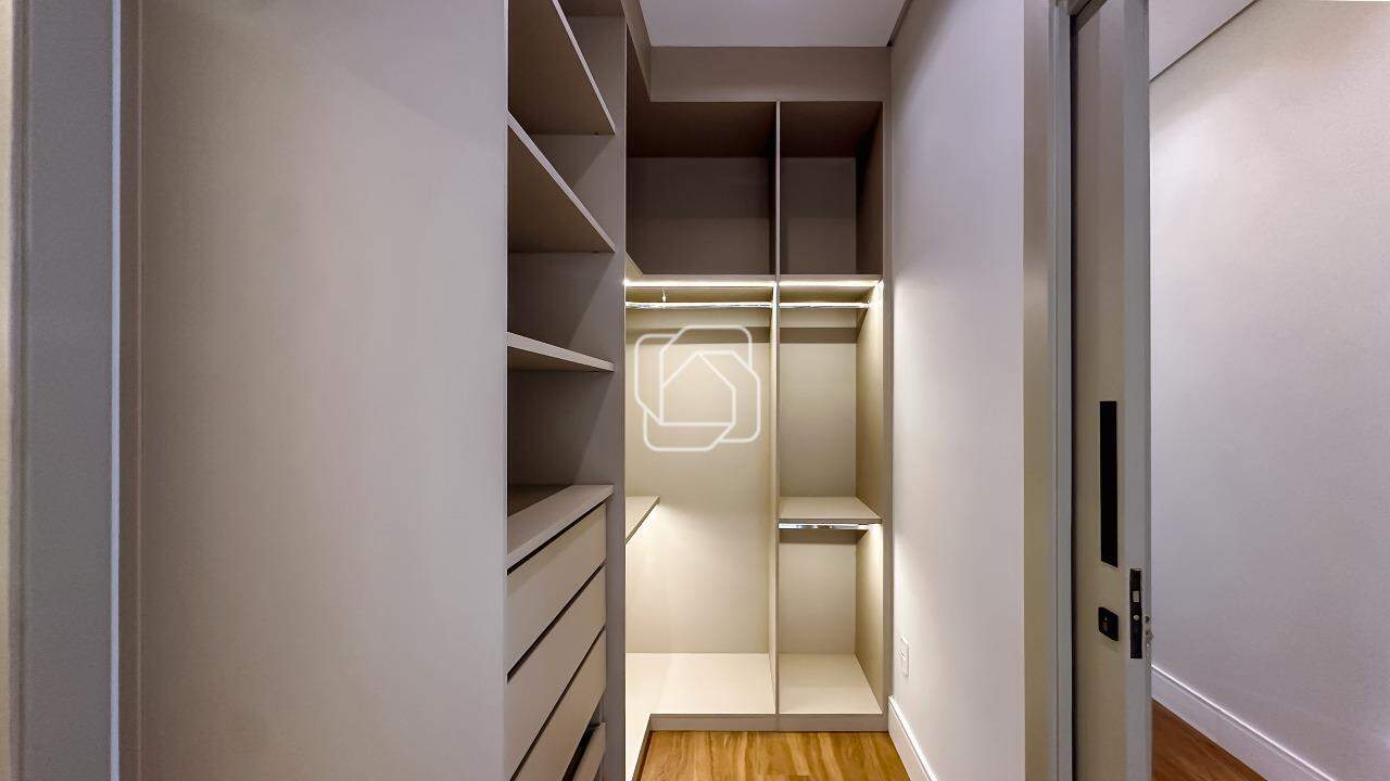 Casa de Condomínio à venda em Indaiatuba - SP - Parque Villa dos Pinheiros: Closet