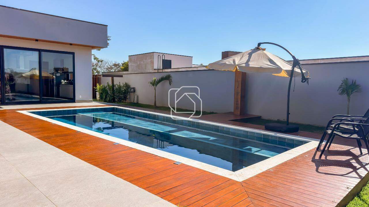 Casa de Condomínio à venda em Indaiatuba - SP - Jardins do Golfe Residencial Indaiatuba: Área da piscina