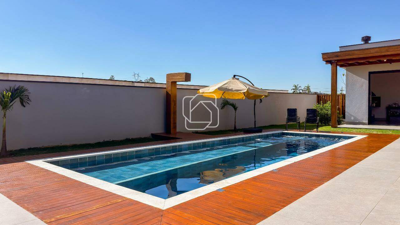 Casa de Condomínio à venda em Indaiatuba - SP - Jardins do Golfe Residencial Indaiatuba: Área da piscina