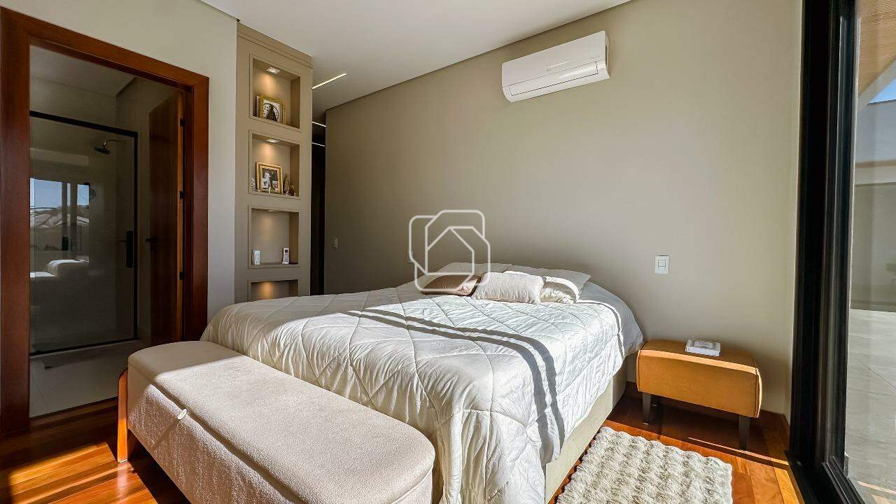Casa de Condomínio à venda em Indaiatuba - SP - Jardins do Golfe Residencial Indaiatuba: Dormitório