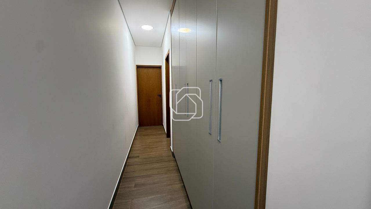 Casa à venda em Salto - SP - Residencial Lagos D’Icaraí: Corredor interno