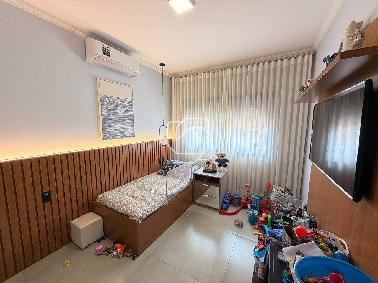 Casa de Condomínio para aluguel em Indaiatuba - SP - Vila Inglesa: 