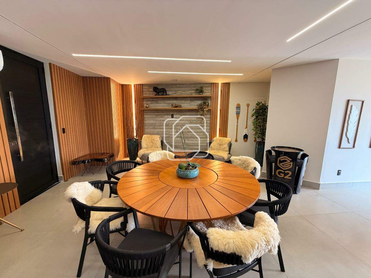 Casa de Condomínio para aluguel em Indaiatuba - SP - Vila Inglesa: 