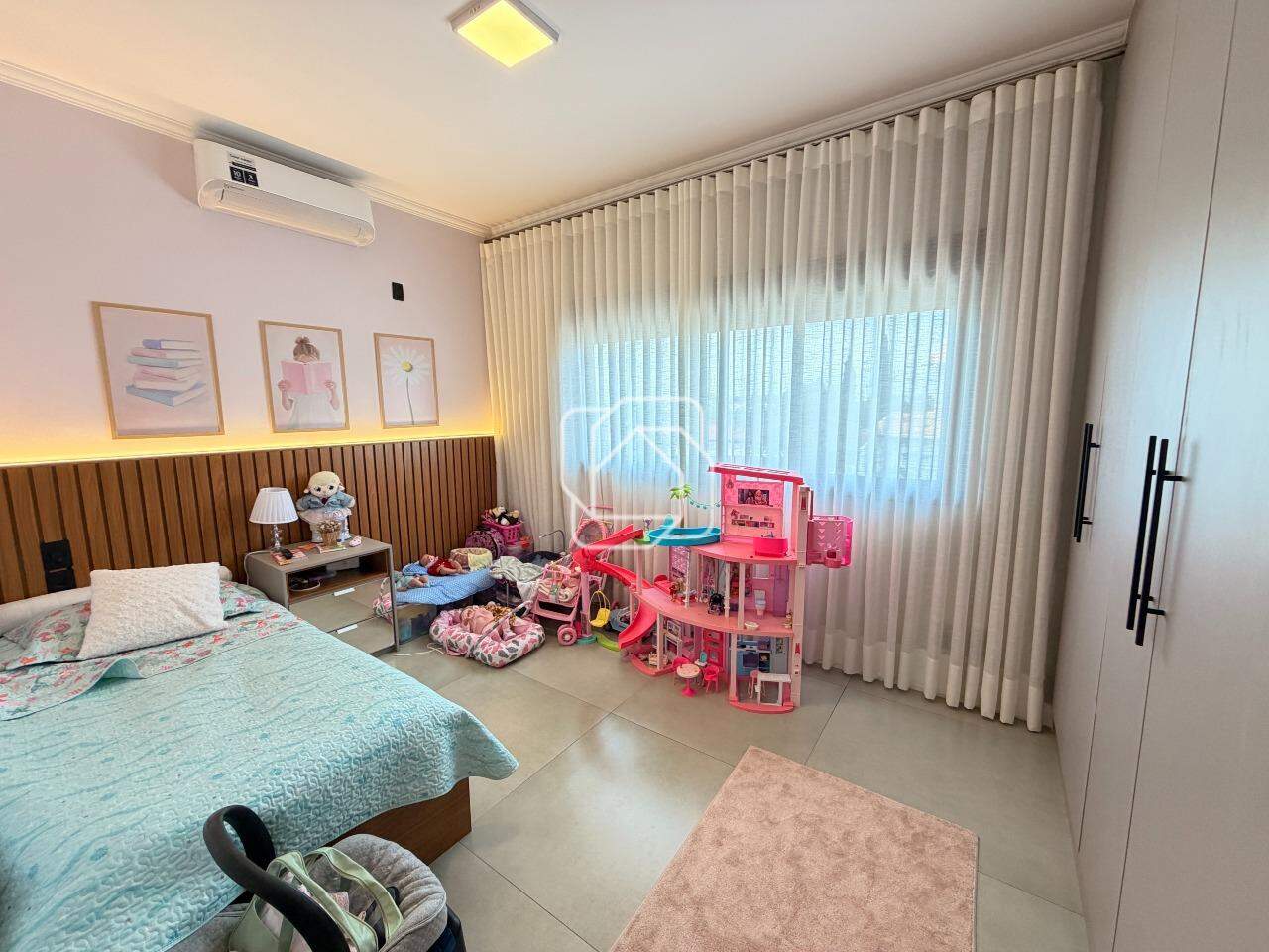 Casa de Condomínio para aluguel em Indaiatuba - SP - Vila Inglesa: 