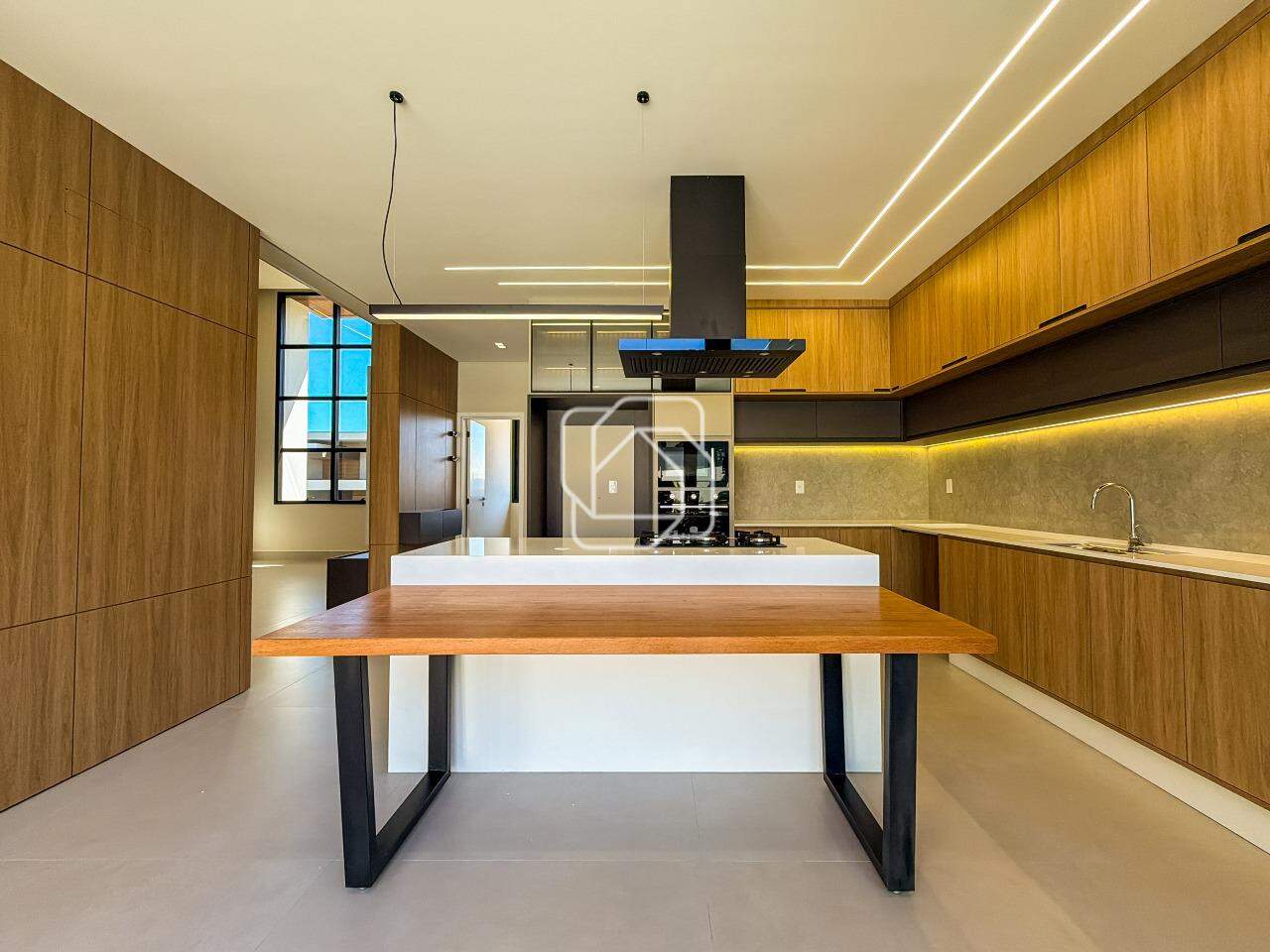 Casa de Condomínio à venda em Indaiatuba - SP - Jardim Residencial Dona Maria Cândida: Cozinha integrada