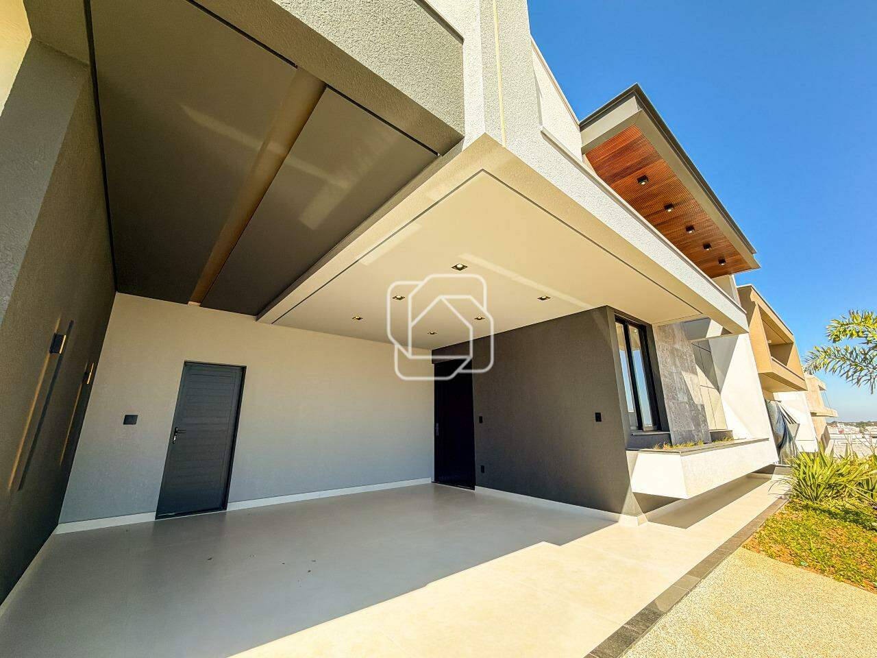 Casa de Condomínio à venda em Indaiatuba - SP - Jardim Residencial Dona Maria Cândida: Garagem