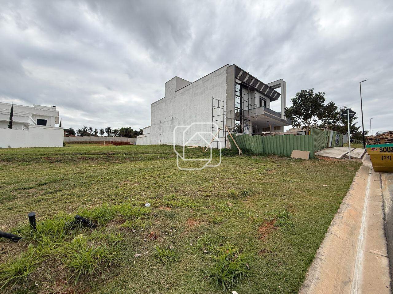 Terreno à venda em Indaiatuba - SP - Jardim Villa Sapezal: Visão geral do terreno