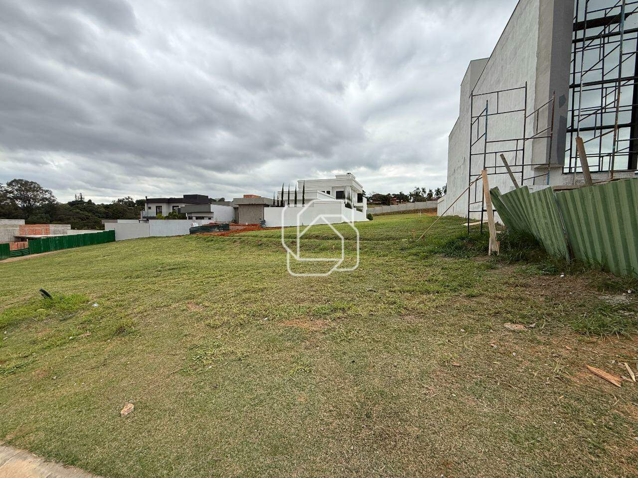 Terreno à venda em Indaiatuba - SP - Jardim Villa Sapezal: Visão geral do terreno