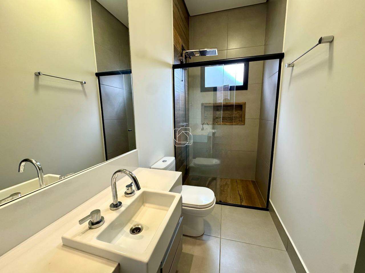 Casa de Condomínio para aluguel em Itu - SP - Condomínio Gardenville:
