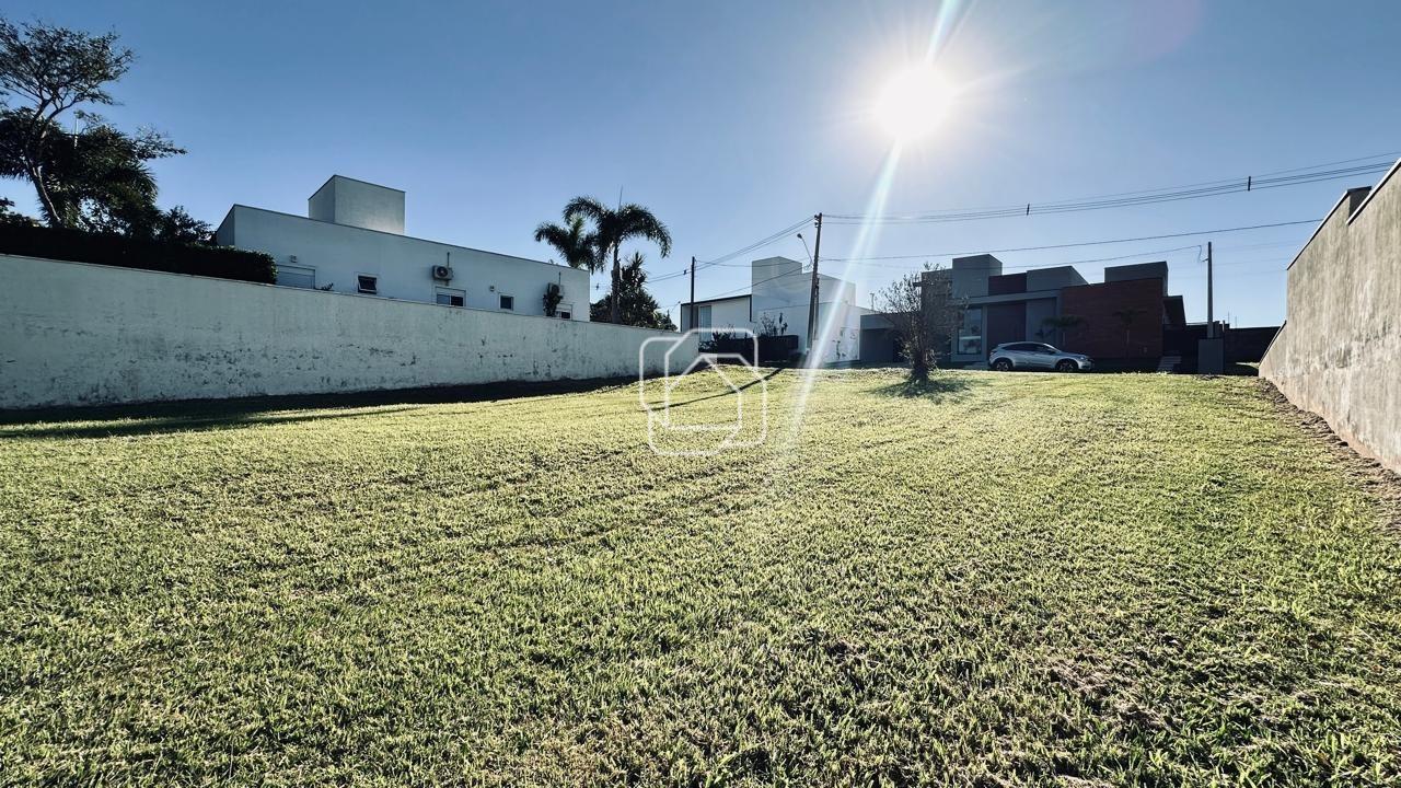 Terreno à venda em Salto - SP - Condomínio Fazenda Palmeiras Imperiais: Visão ampla do terreno
