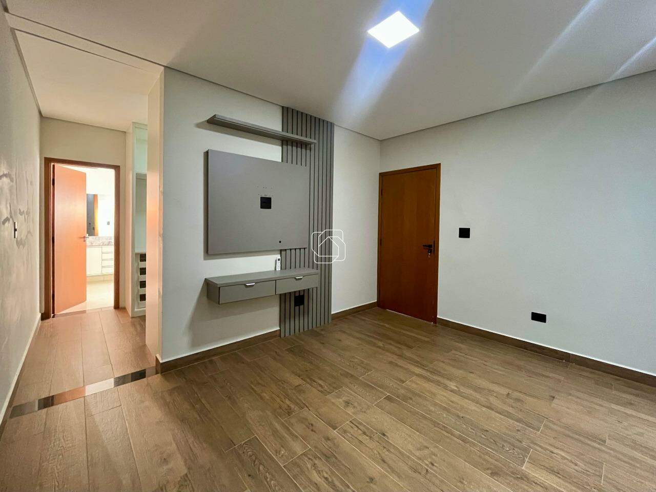 Casa de Condomínio para aluguel em Salto - SP - Portal dos Bandeirantes Salto: