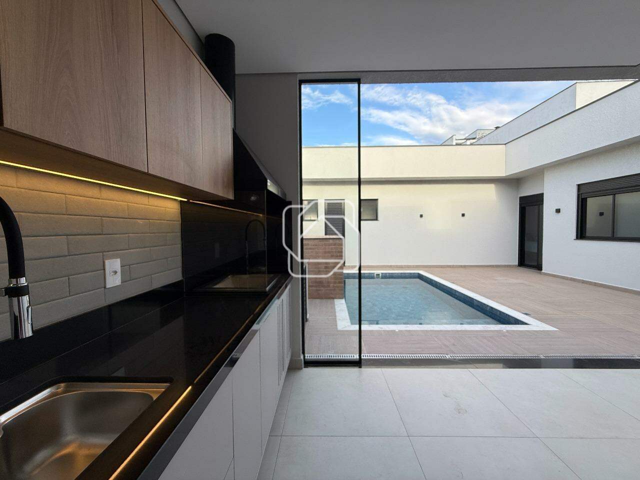Casa de Condomínio à venda em Indaiatuba - SP - Jardim Laguna: Área gourmet