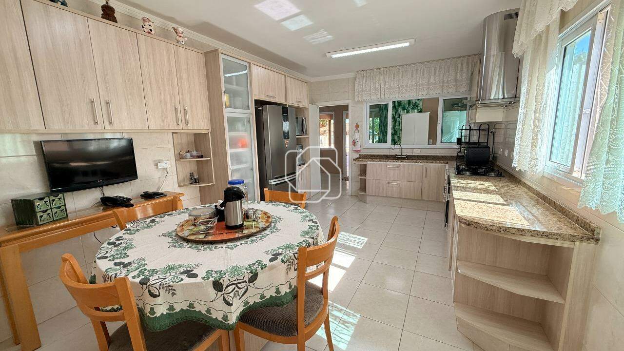 Casa de Condomínio à venda em Itu - SP - Parque Village Castelo: Cozinha