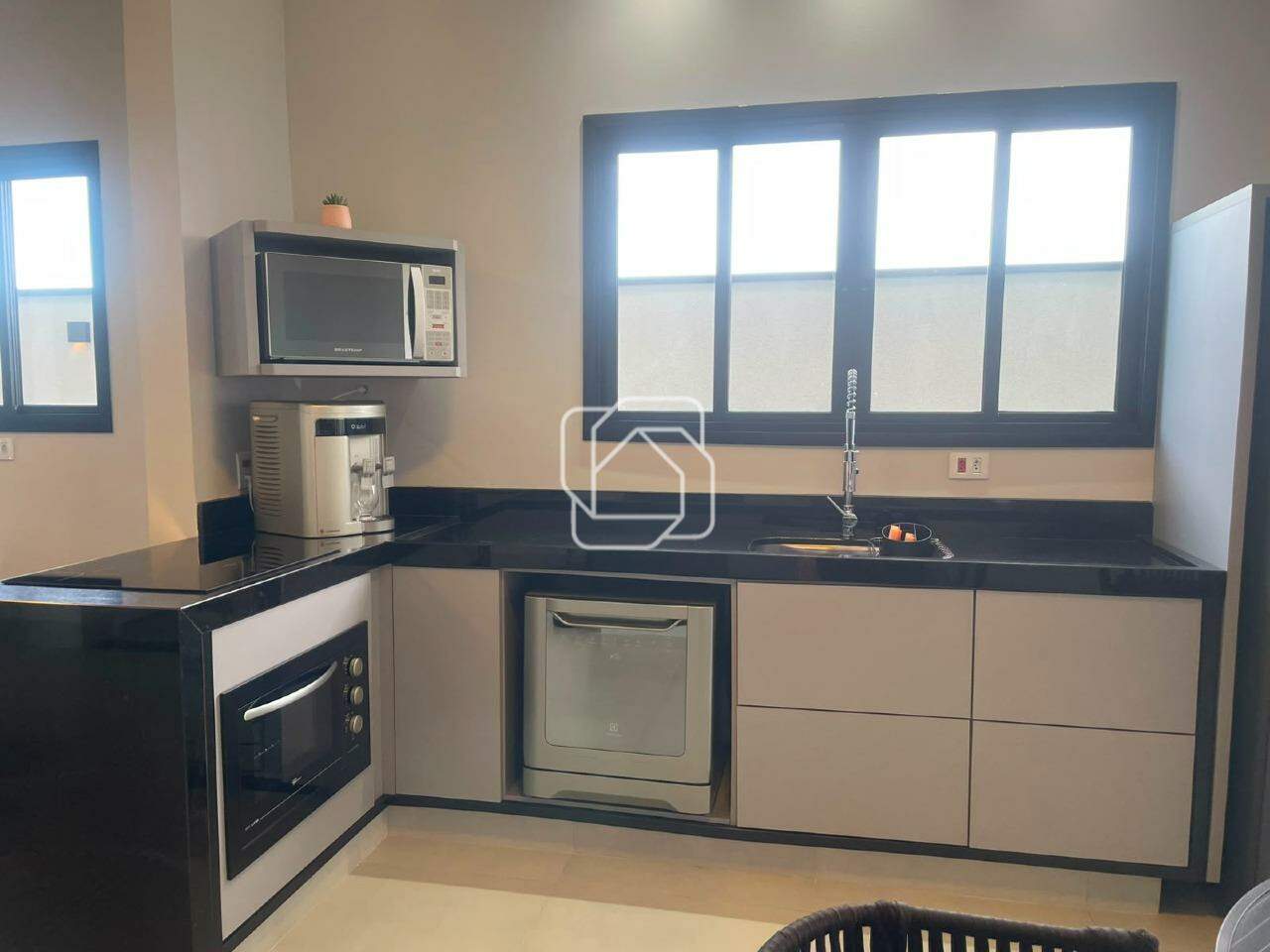 Casa de Condomínio à venda em Salto - SP - Reserva Central Parque: Cozinha