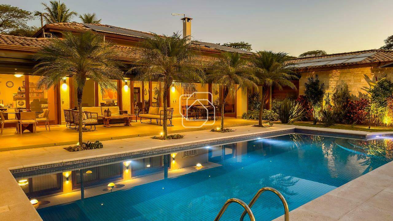 Casa de Condomínio à venda em Indaiatuba - SP - Lagos de Shanadu: Área da piscina
