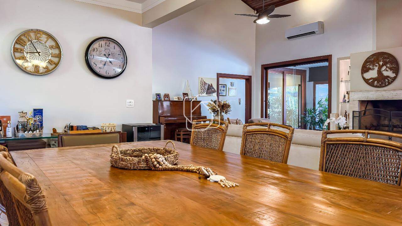 Casa de Condomínio à venda em Indaiatuba - SP - Lagos de Shanadu: Sala de jantar