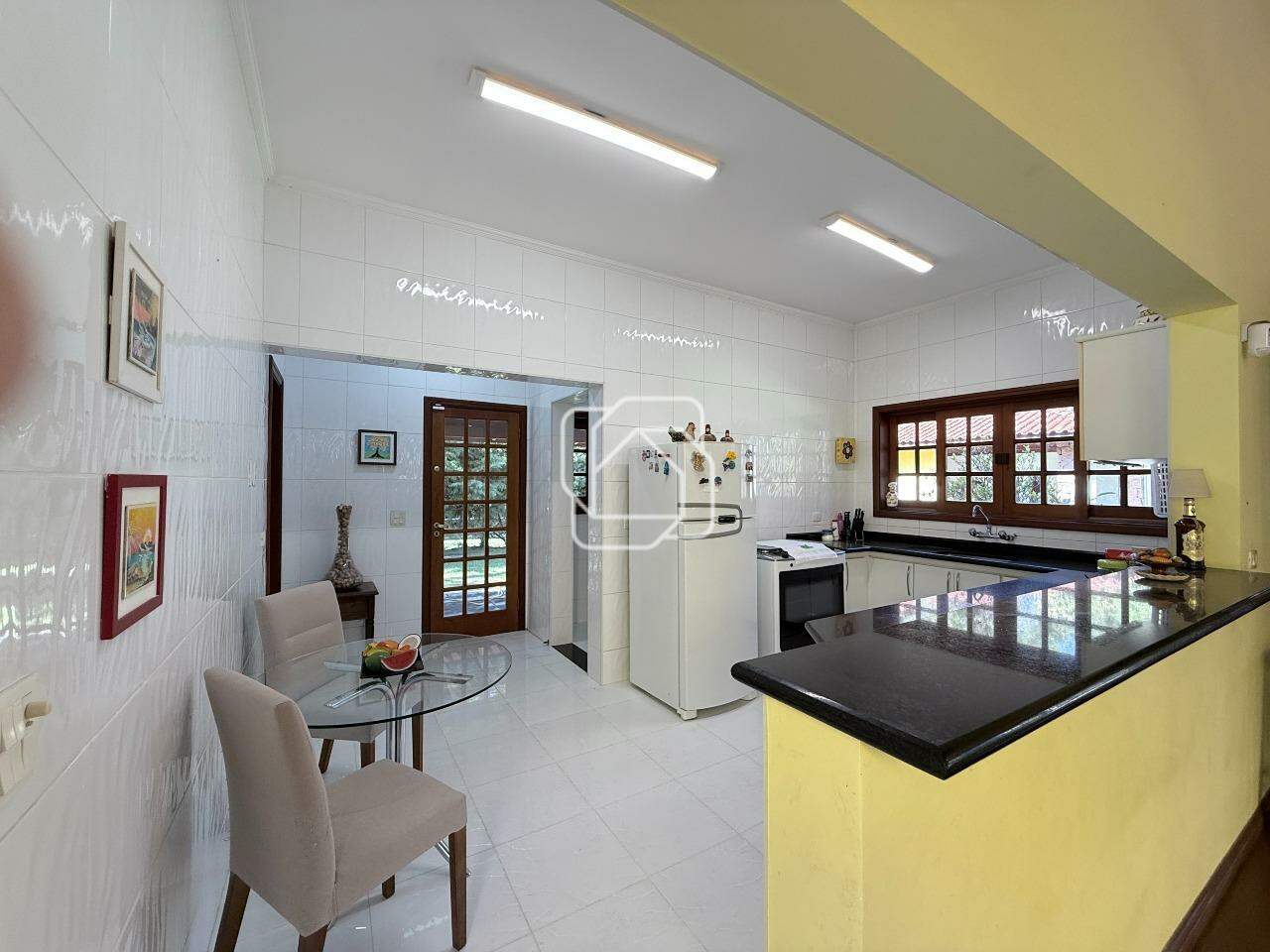 Casa de Condomínio à venda em Salto - SP - Condomínio Monte Belo: Cozinha