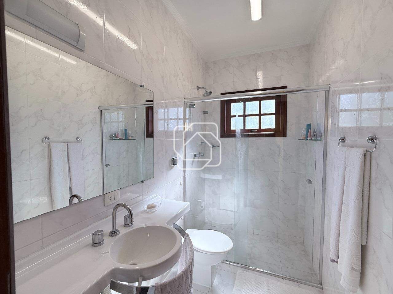 Casa de Condomínio à venda em Salto - SP - Condomínio Monte Belo: Banheiro
