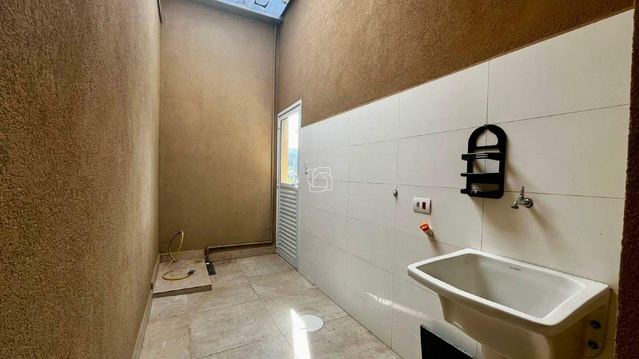 Casa de Condomínio para aluguel em Salto - SP - Village Moutonnée: