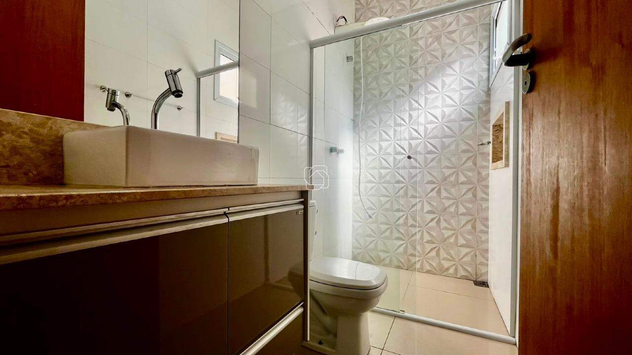 Casa de Condomínio para aluguel em Salto - SP - Village Moutonnée: