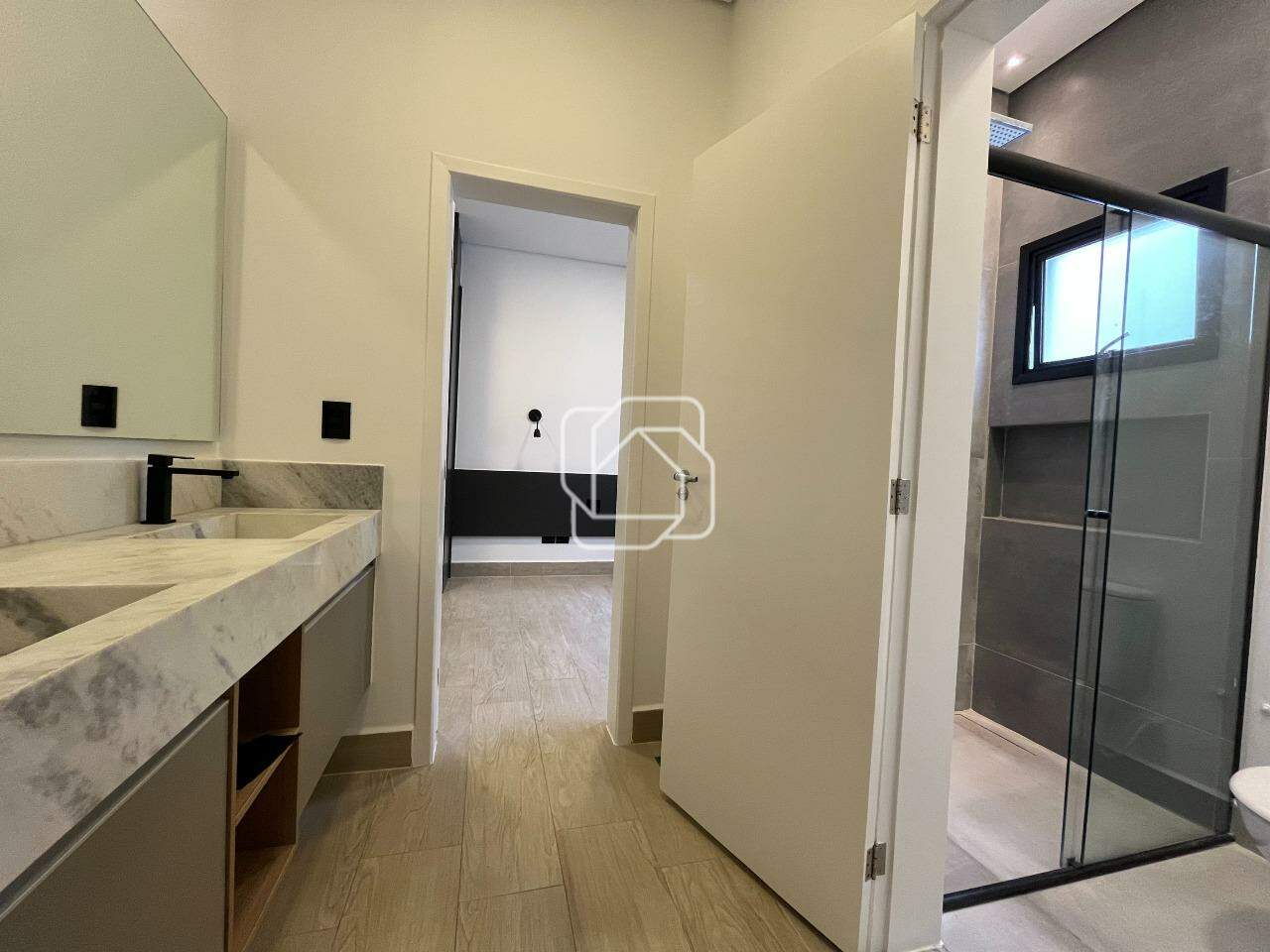 Casa à venda em Salto - SP - Residencial Central Parque: Banheiro
