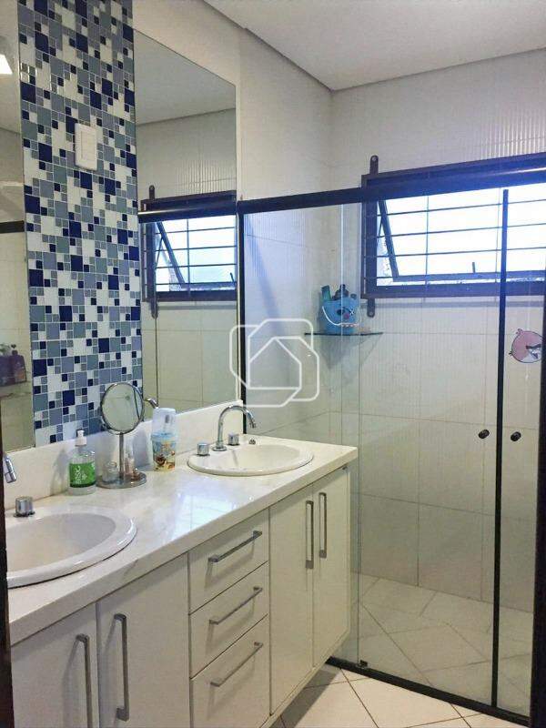 Casa de Condomínio para aluguel em Indaiatuba - SP - Vale das Laranjeiras: