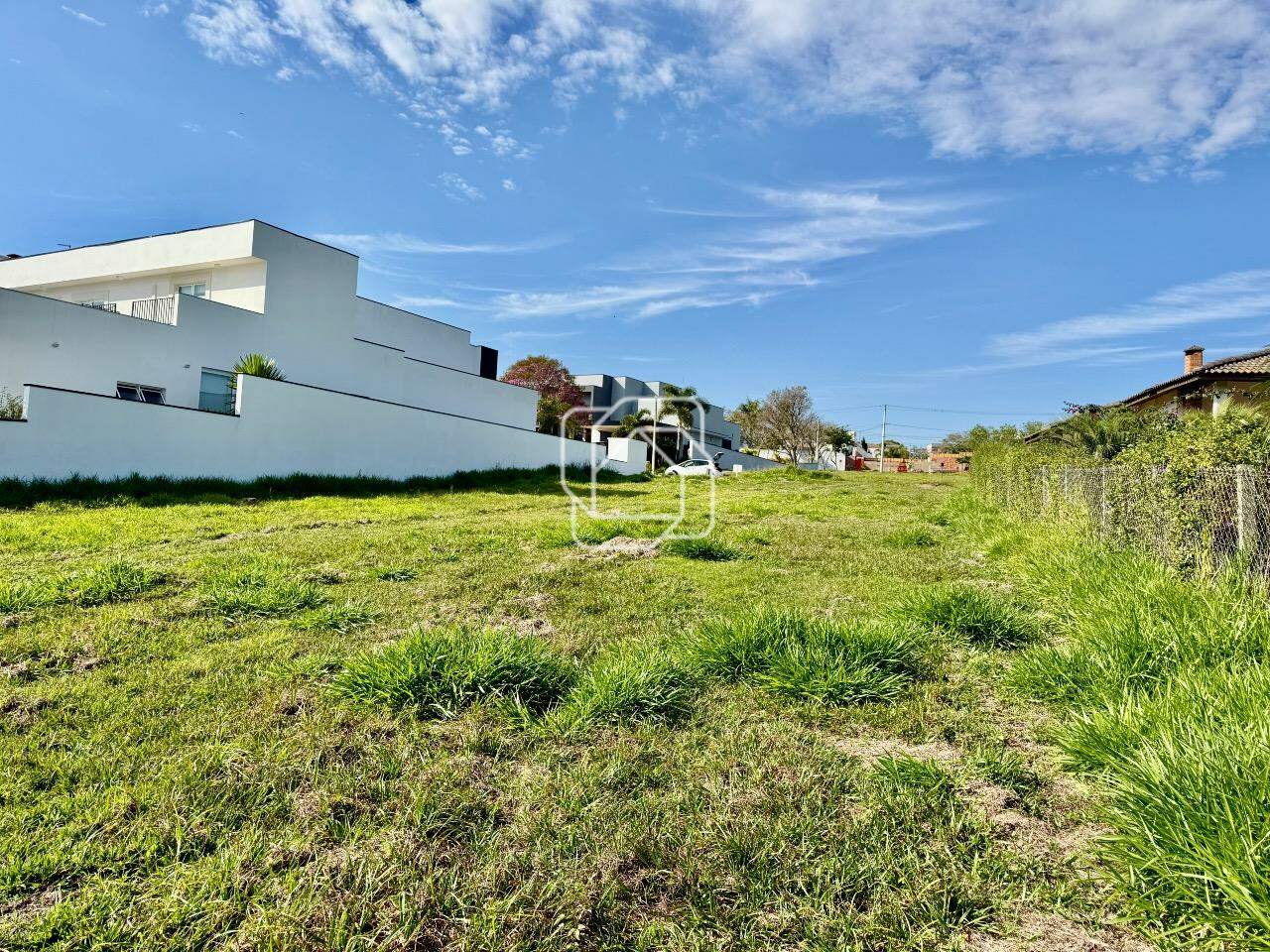 Terreno à venda em Salto - SP - Condomínio Fazenda Palmeiras Imperiais: Visão ampla do terreno