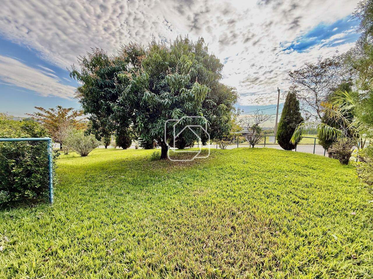 Terreno à venda em Salto - SP - Condomínio Fazenda Palmeiras Imperiais: Visão ampla do terreno
